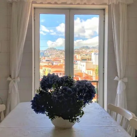 Appartamento Costa's Oldtown House In *