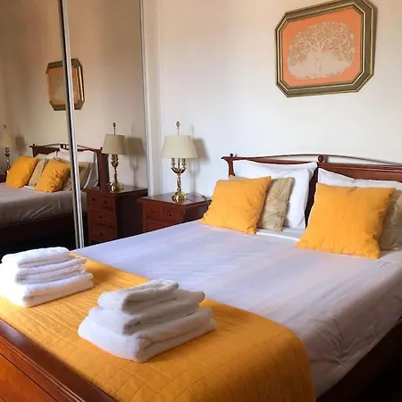 Costa's Oldtown House In Apartment *