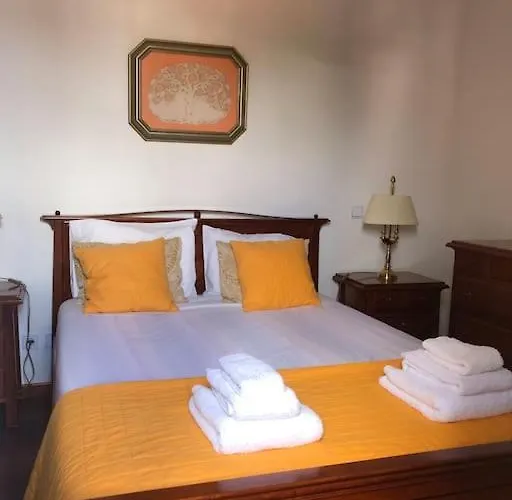 Costa's Oldtown House In Фуншал