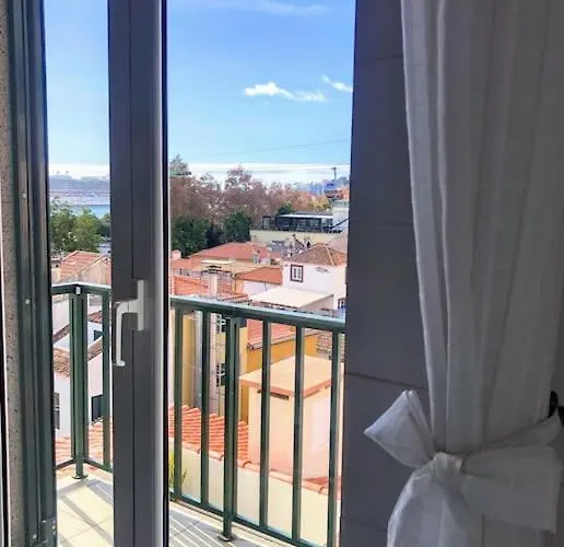 Costa's Oldtown House In Апартаменты