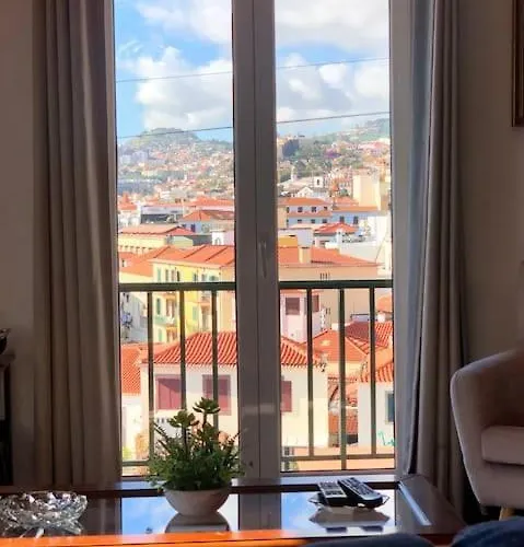 Costa's Oldtown House In Апартаменты