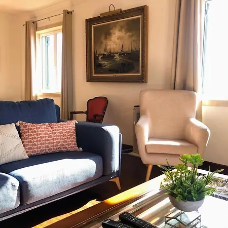 Costa's Oldtown House In Apartamento